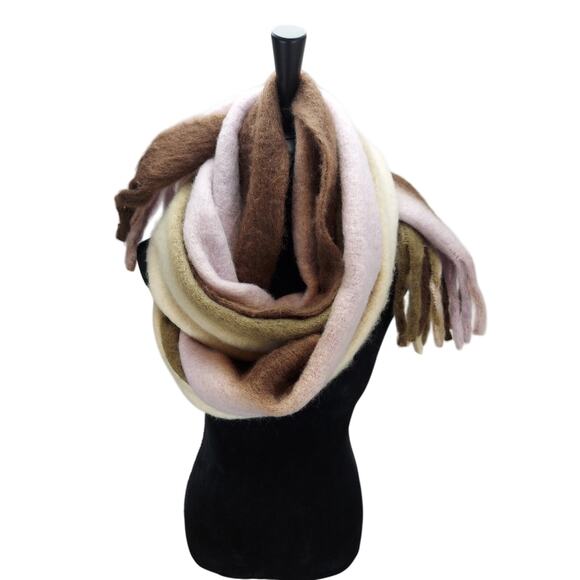 Anthropologie NEW Fuzzy Neutral Tones Blanket Scarf With Fringe 16"x84" - Picture 2 of 8